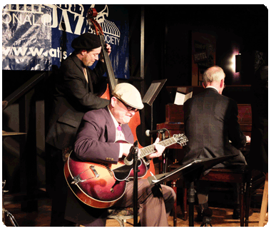 Jim Cullum Jazz Band